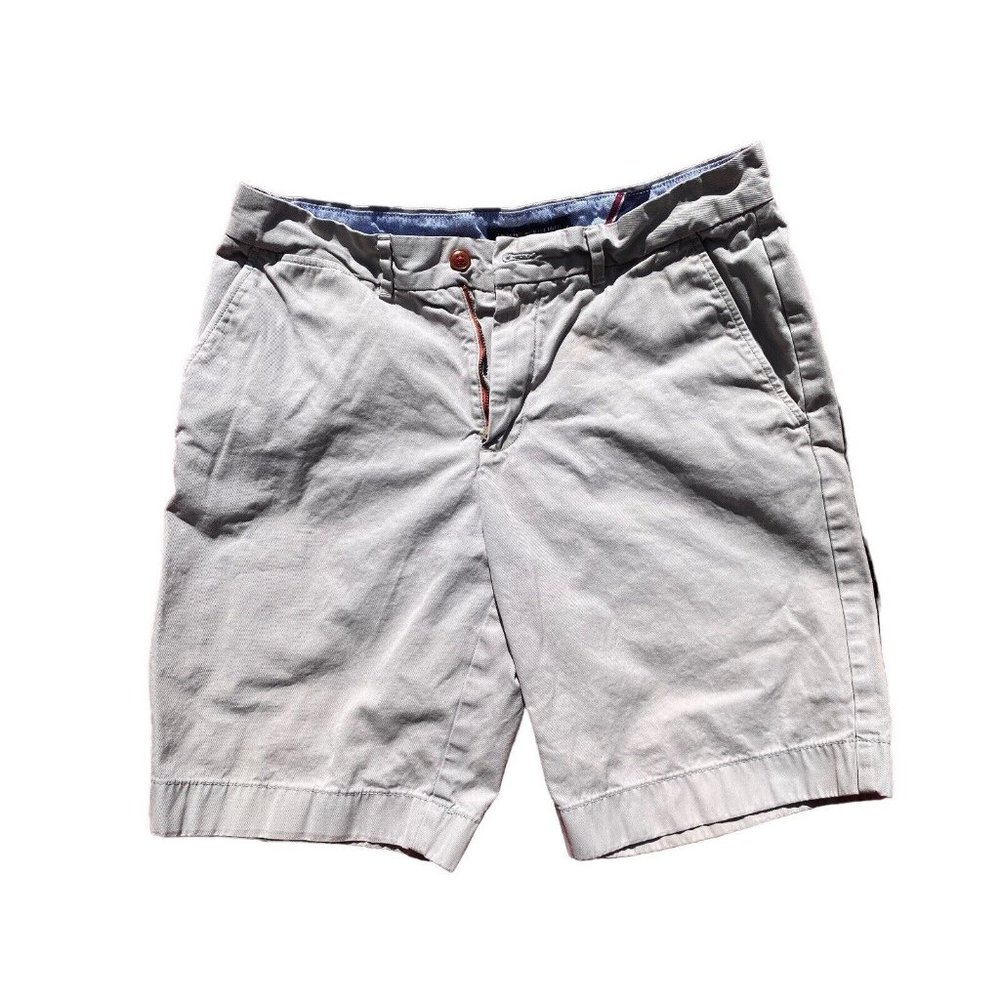 Tommy Hilfiger TH Shorts Mens TAN size 33 Classic Fit Coupe Classique 0923950